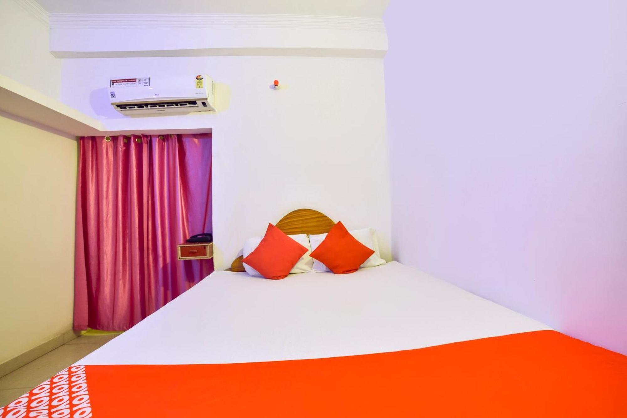 OYO 70010 Mamta Hotel Hajipur Exteriör bild
