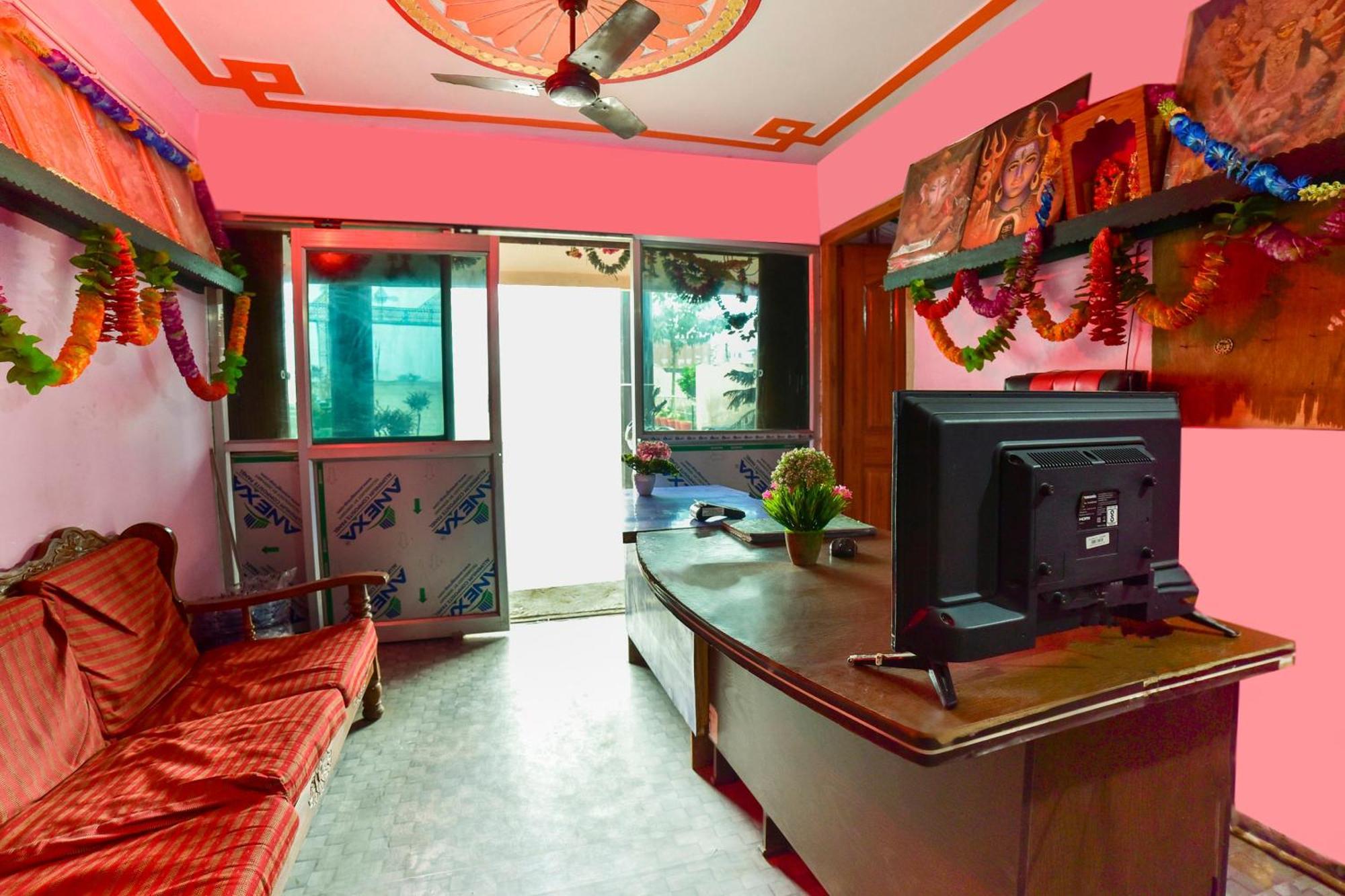 OYO 70010 Mamta Hotel Hajipur Exteriör bild