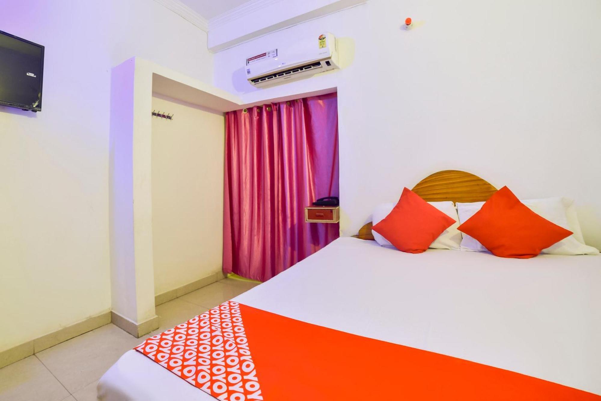 OYO 70010 Mamta Hotel Hajipur Exteriör bild